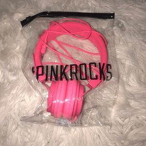 NWWOT Rare Victoria’s Secret Pink Headphones